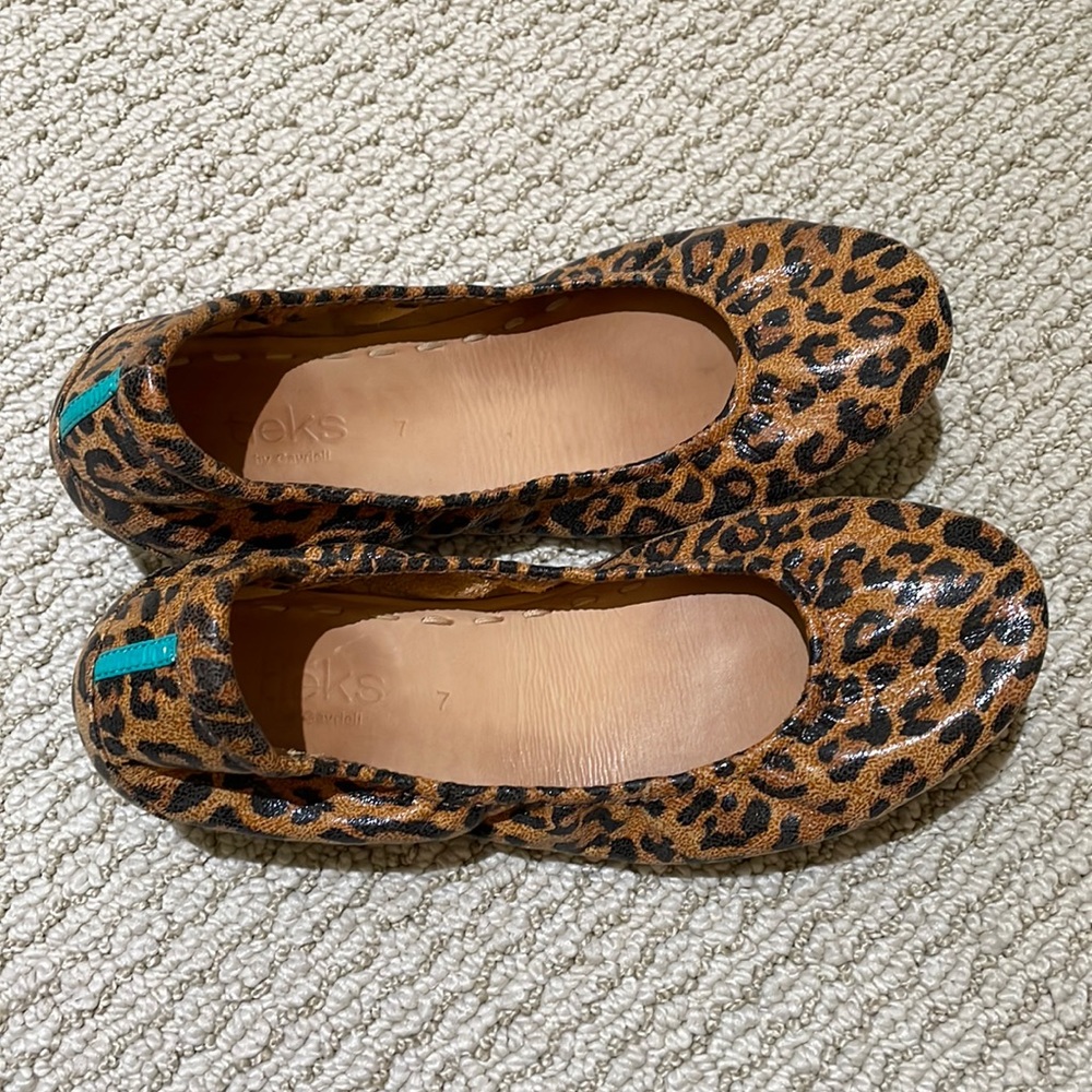 Leopard Print Tieks with carrying pouch